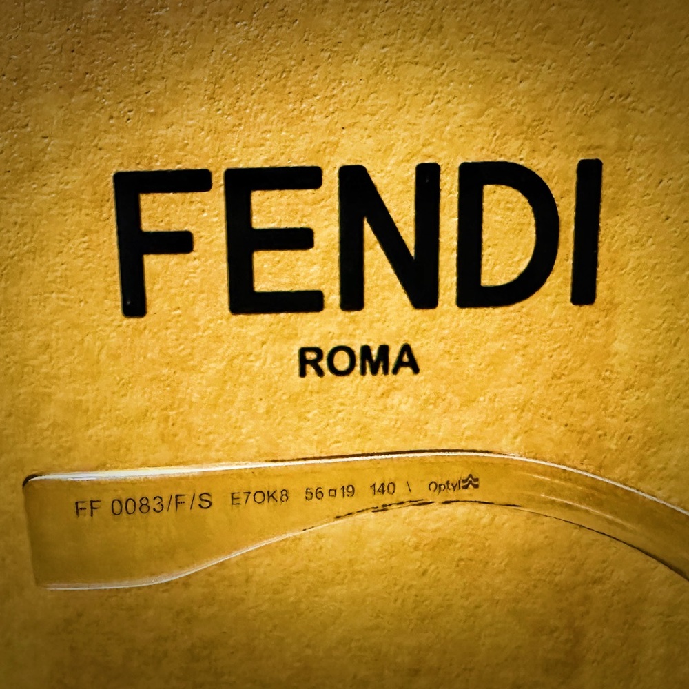 Fendi Sunglasses - Black and purple tortoise style 
❌70%OFF SALE❌ - Picture 7 of 14